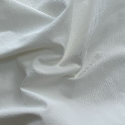 120GSM Tessuto da alpinismo in nylon opaco con pantaloni elastici a quattro lati Tessuto da giacca