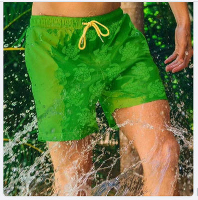 Tessuto in pelle di pesco di suede in poliestere al 100% per pantaloni da spiaggia floreali esposti all'acqua